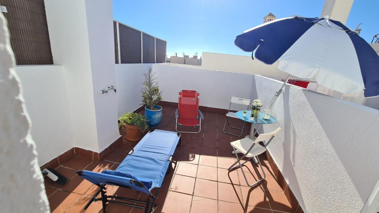 Penthouse With Solarium In The Center Of Malaga-Atico Con Solarium En El Centro De Malaga Apartment Exterior photo